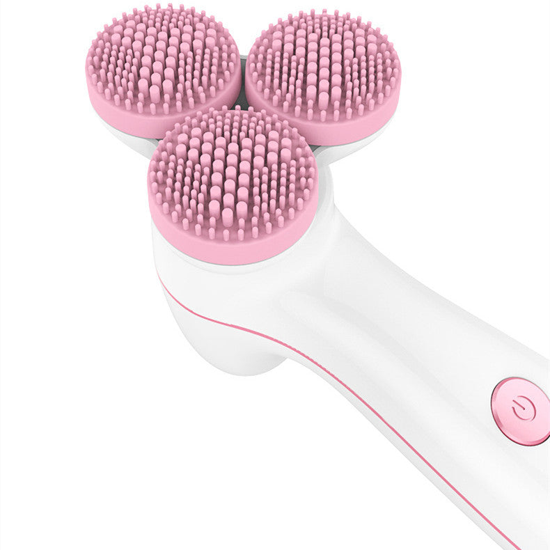DeepGlow™ 3D facial cleansing brush with three soft silicone heads for effective cleansing and massage.